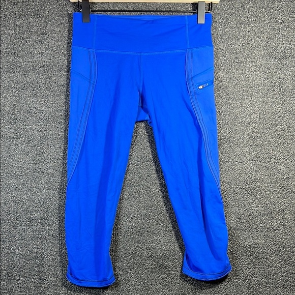 lululemon athletica Pants - Lululemon Athletica Blue Athletic Capri Leggings, Size 4